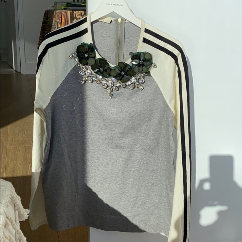 Marni top with jewelry size 40